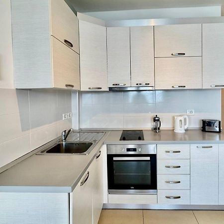 White Sea View Residence ساراندا المظهر الخارجي الصورة