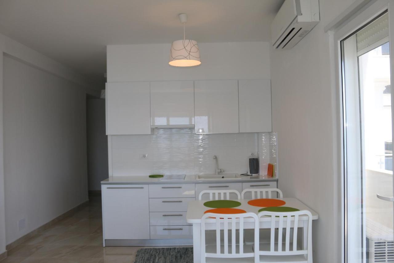 White Sea View Residence ساراندا المظهر الخارجي الصورة